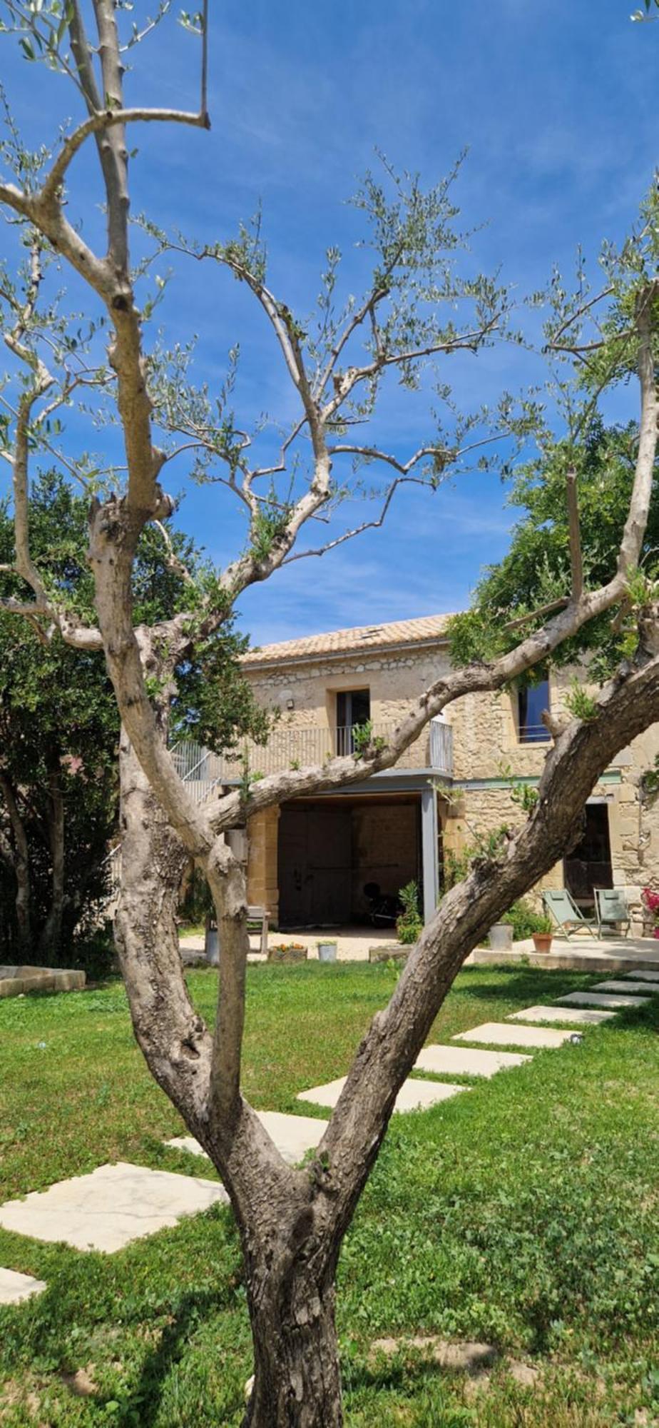 Appartement Dans Un Mas Provencal Renove Saint-Hilaire-dʼOzilhan Exteriör bild